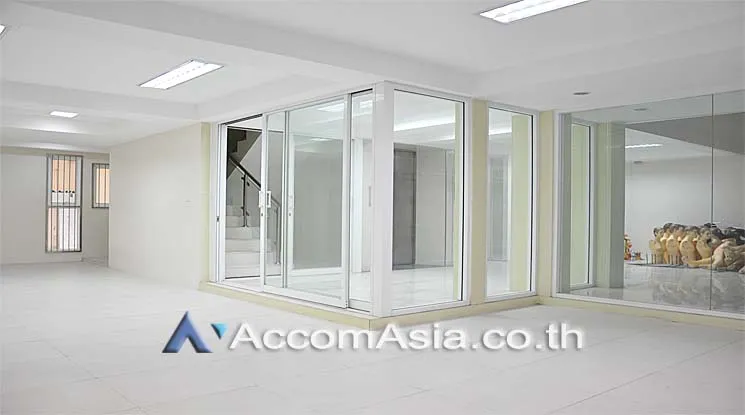 unit Office space For Sale in Silom, Bangkok  near BTS Sala Daeng (AA13149)
